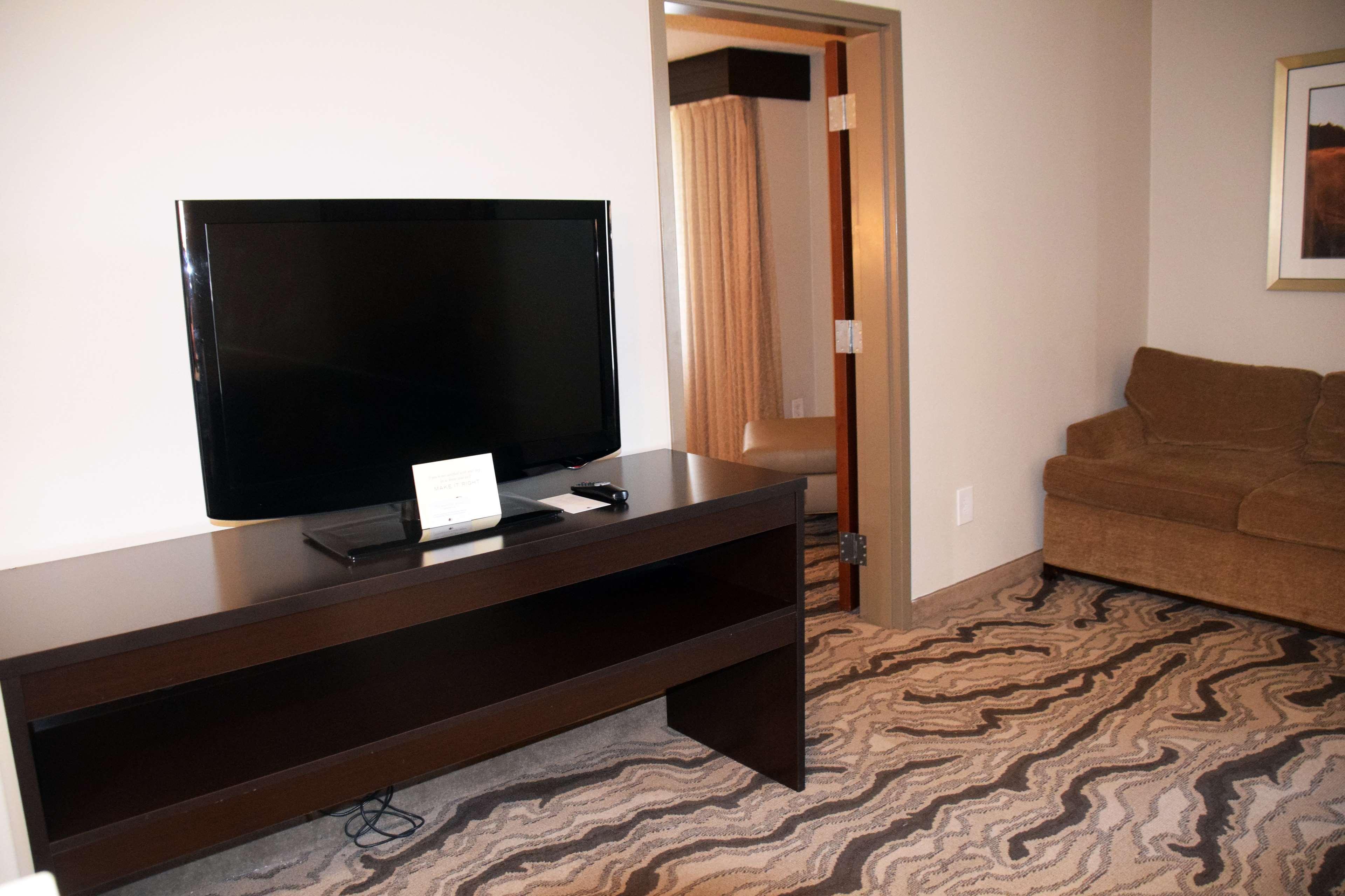 Doubletree By Hilton Montgomery Downtown Extérieur photo