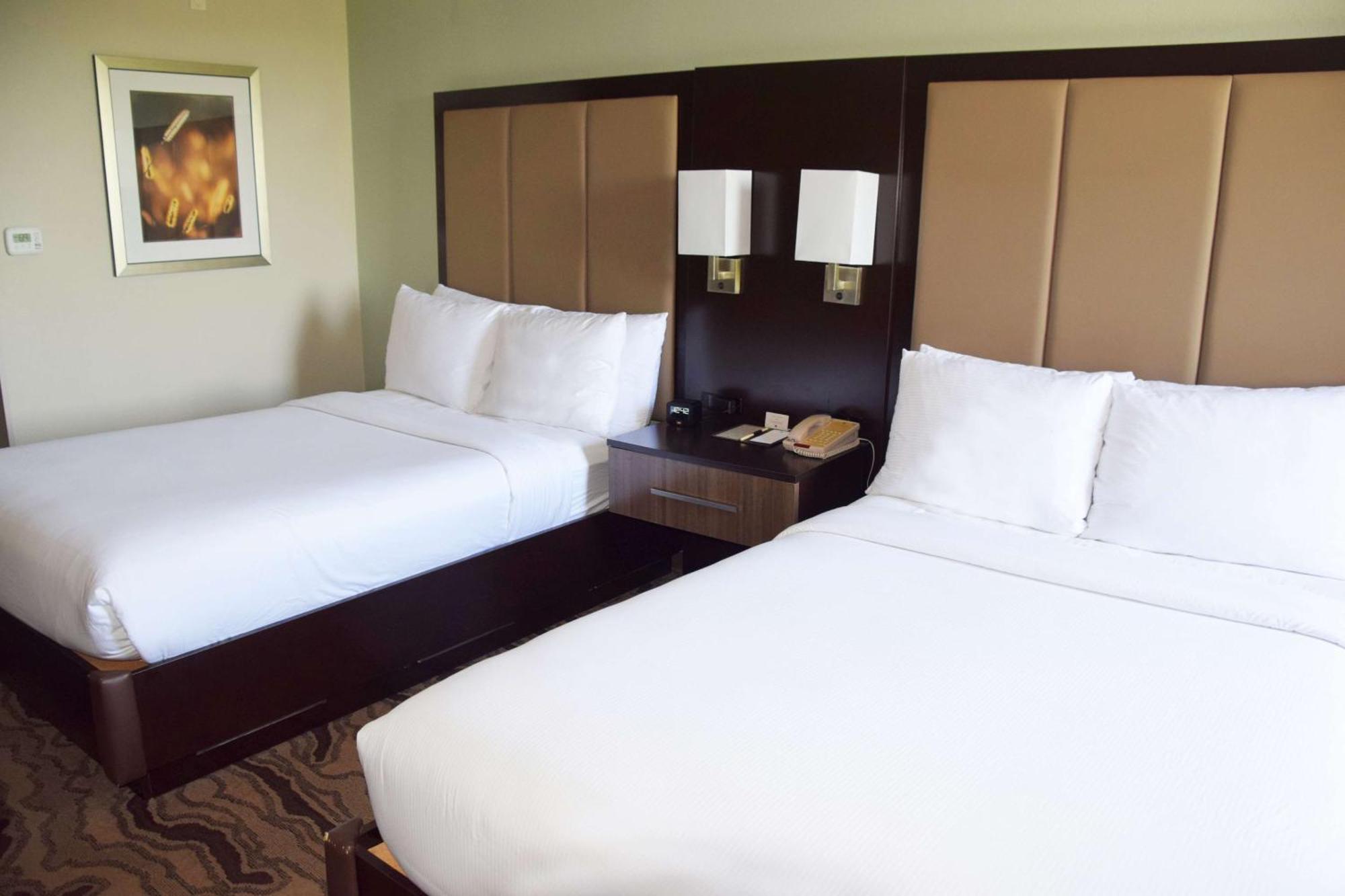 Doubletree By Hilton Montgomery Downtown Extérieur photo