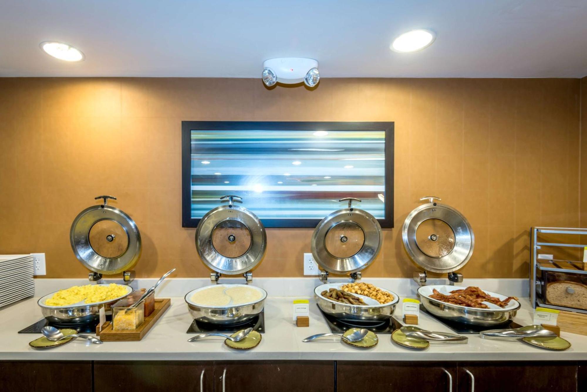Doubletree By Hilton Montgomery Downtown Extérieur photo