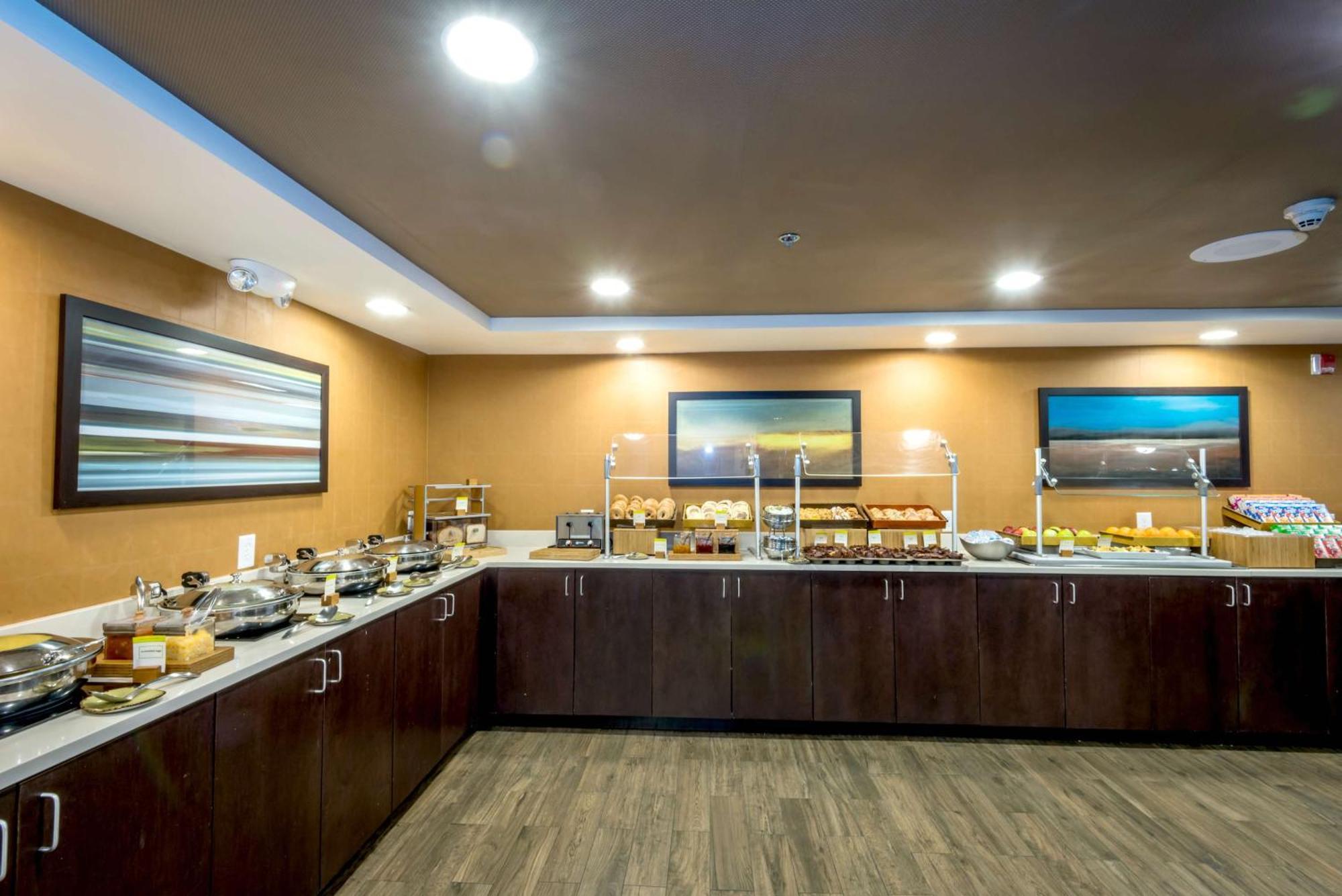 Doubletree By Hilton Montgomery Downtown Extérieur photo